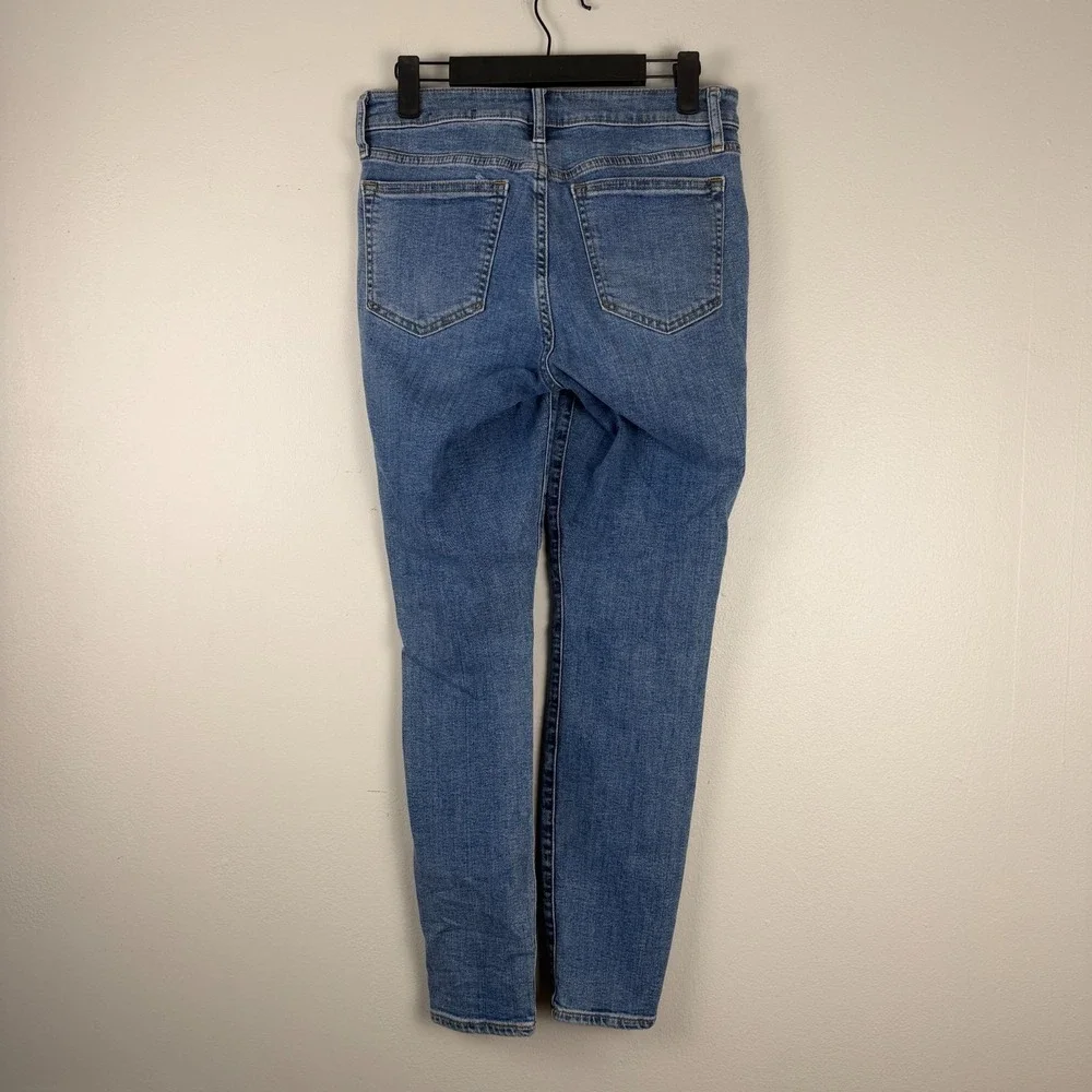 Gap Skinny Jeans Womens 27 (28x27) Blue Denim Mid-Rise Stretch Distressed Casual